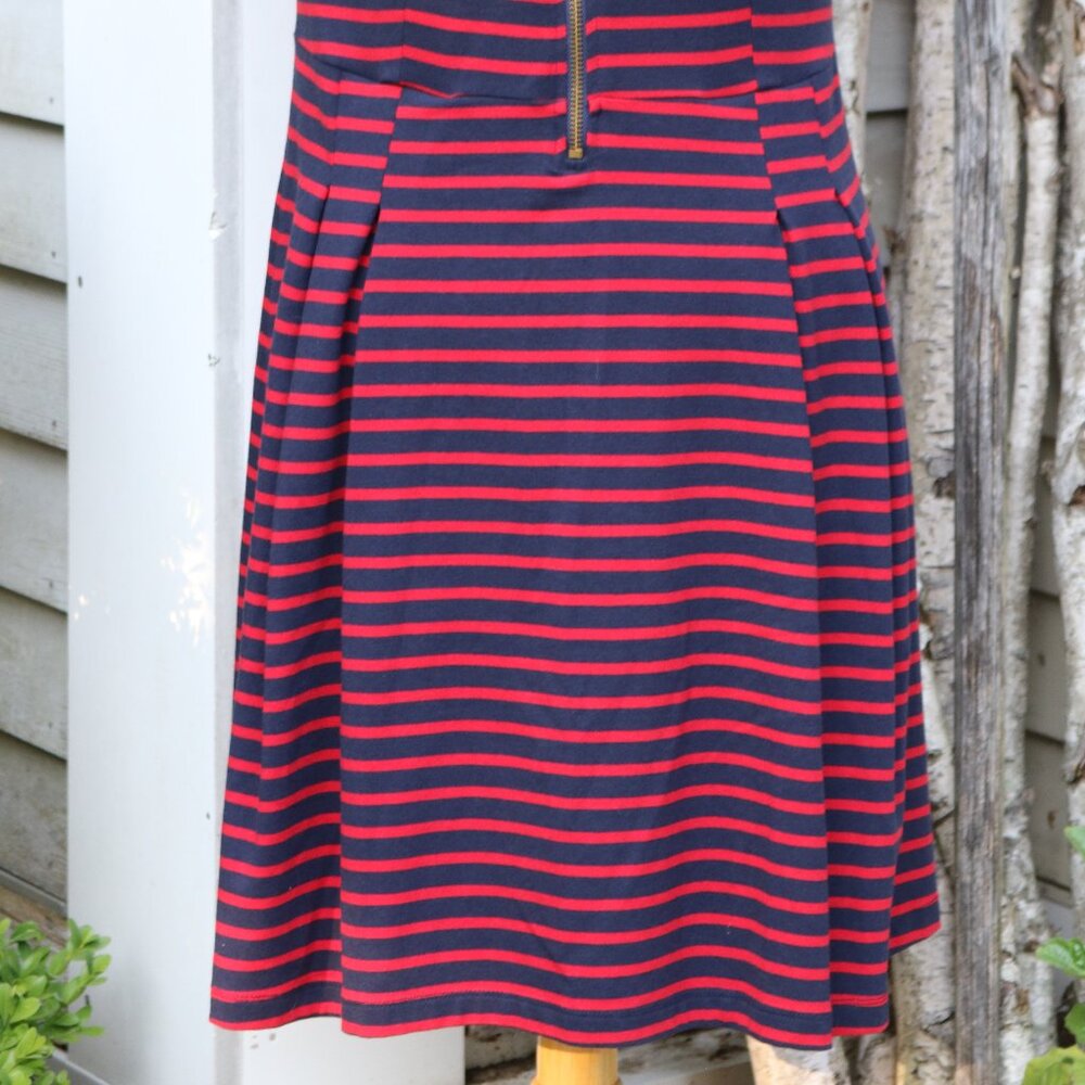 Duffield Lane Red Blue Stripe Zipper Front Pleated A-Line Knit Dress Sz SMALL - Picture 4 of 7